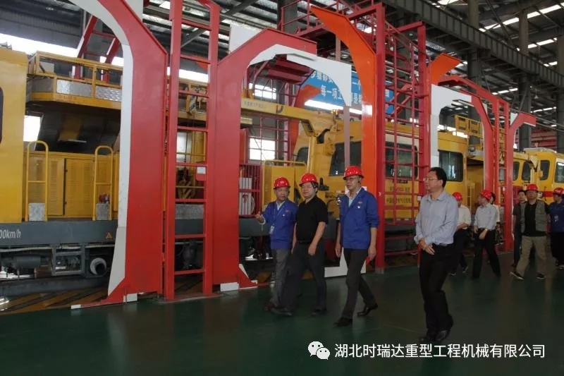 湖北省第三巡视组莅临万象城(中国)重工参观考察