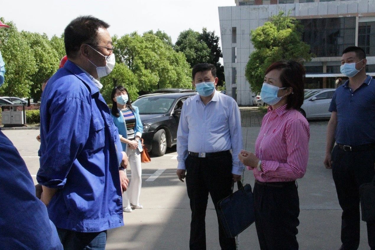 湖北省自然资源厅副厅长夏亚灵一行莅临万象城(中国)重工走访调研